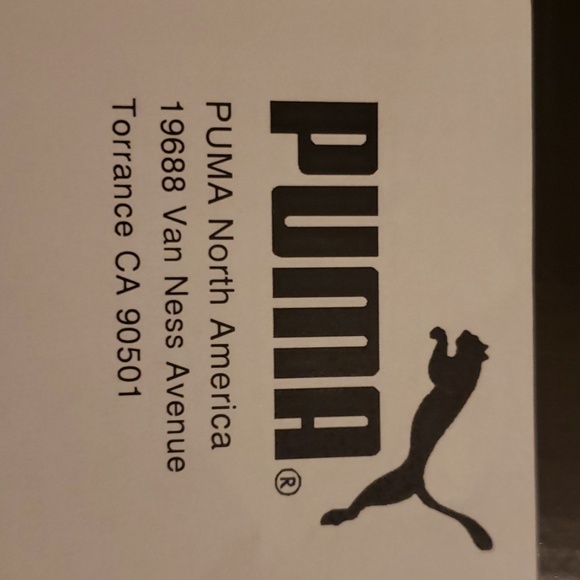 Sneakers - Picture 3 of 8